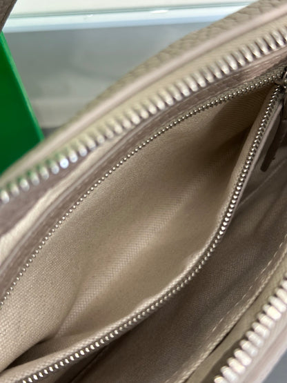 BOTTEGA VENETA Diago編織斜背包