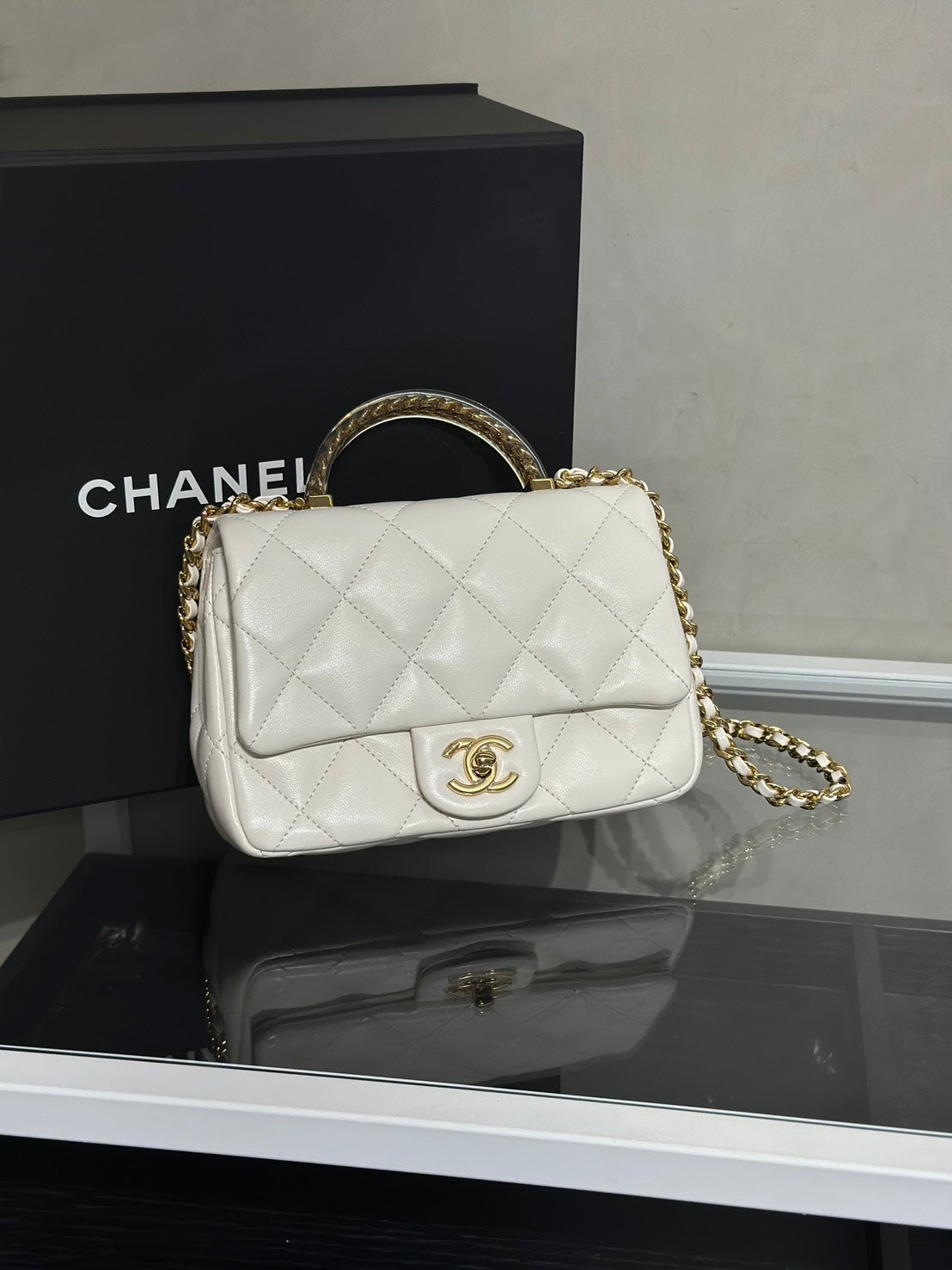 CHANEL 24S壓克力手提Mini CF20 - 白金