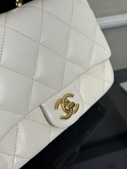 CHANEL 24S壓克力手提Mini CF20 - 白金