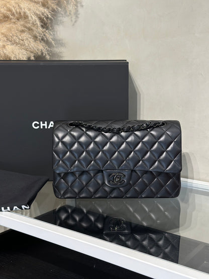 CHANEL 經典口蓋包 CF25 - 羊皮So Black