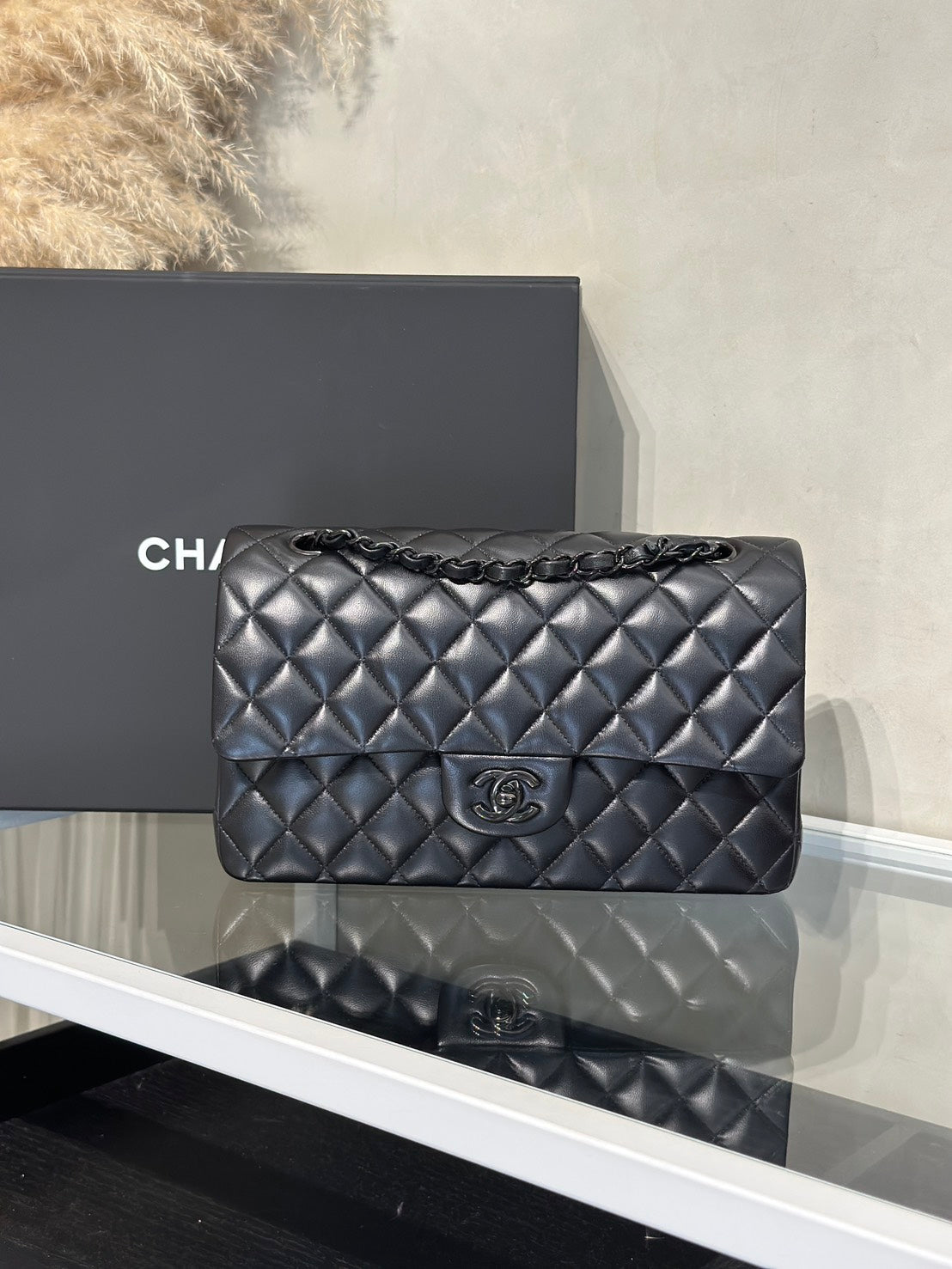 CHANEL 經典口蓋包 CF25 - 羊皮So Black