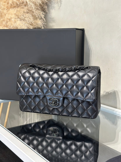 CHANEL 經典口蓋包 CF25 - 羊皮So Black