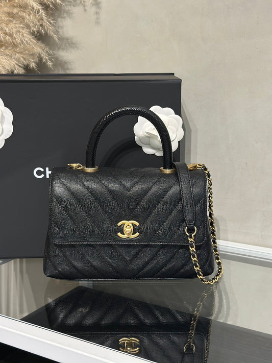 CHANEL Coco Handle V紋 -  小號黑金26開