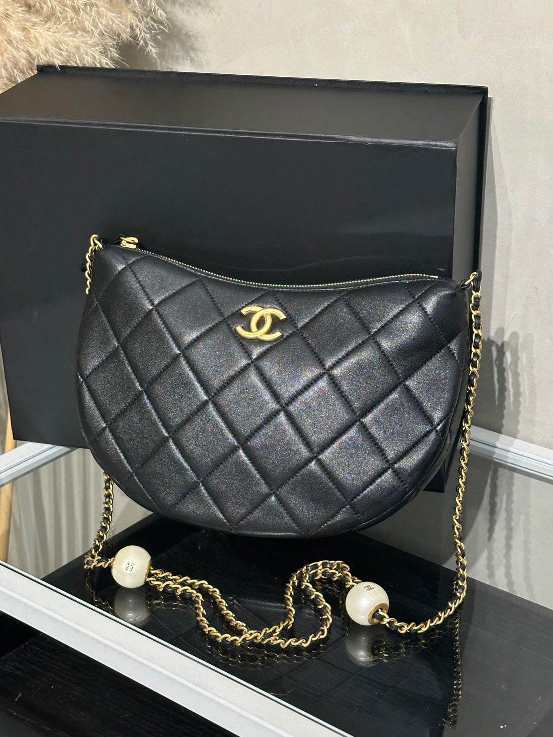 CHANEL 24S珍珠湯圓調節月亮包 - 大號黑金