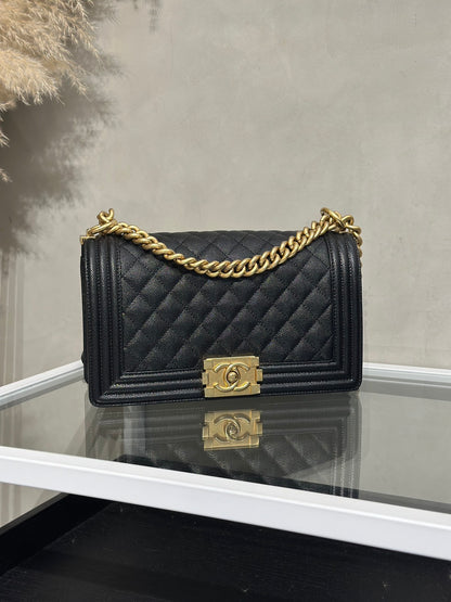CHANEL Boy25 粒面牛皮口蓋包 - 黑金