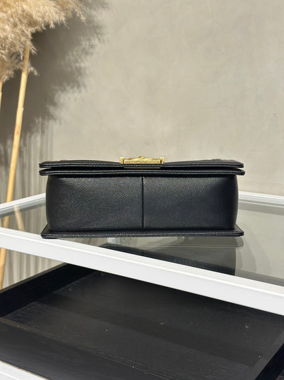 CHANEL Boy25 粒面牛皮口蓋包 - 黑金