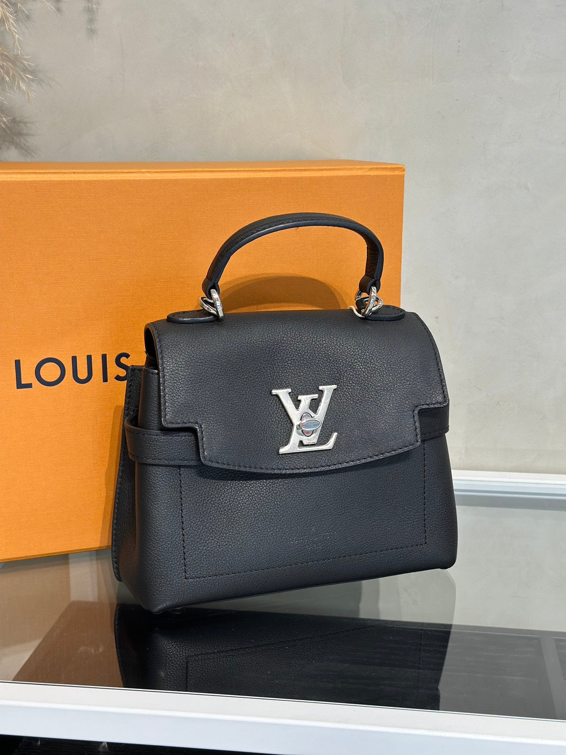 LOUIS VUITTON LockMe Ever - Mini黑銀