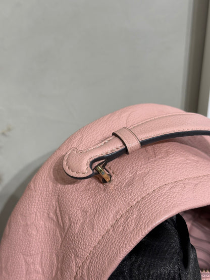 LOUIS VUITTON 壓紋牛皮後背包 - 粉