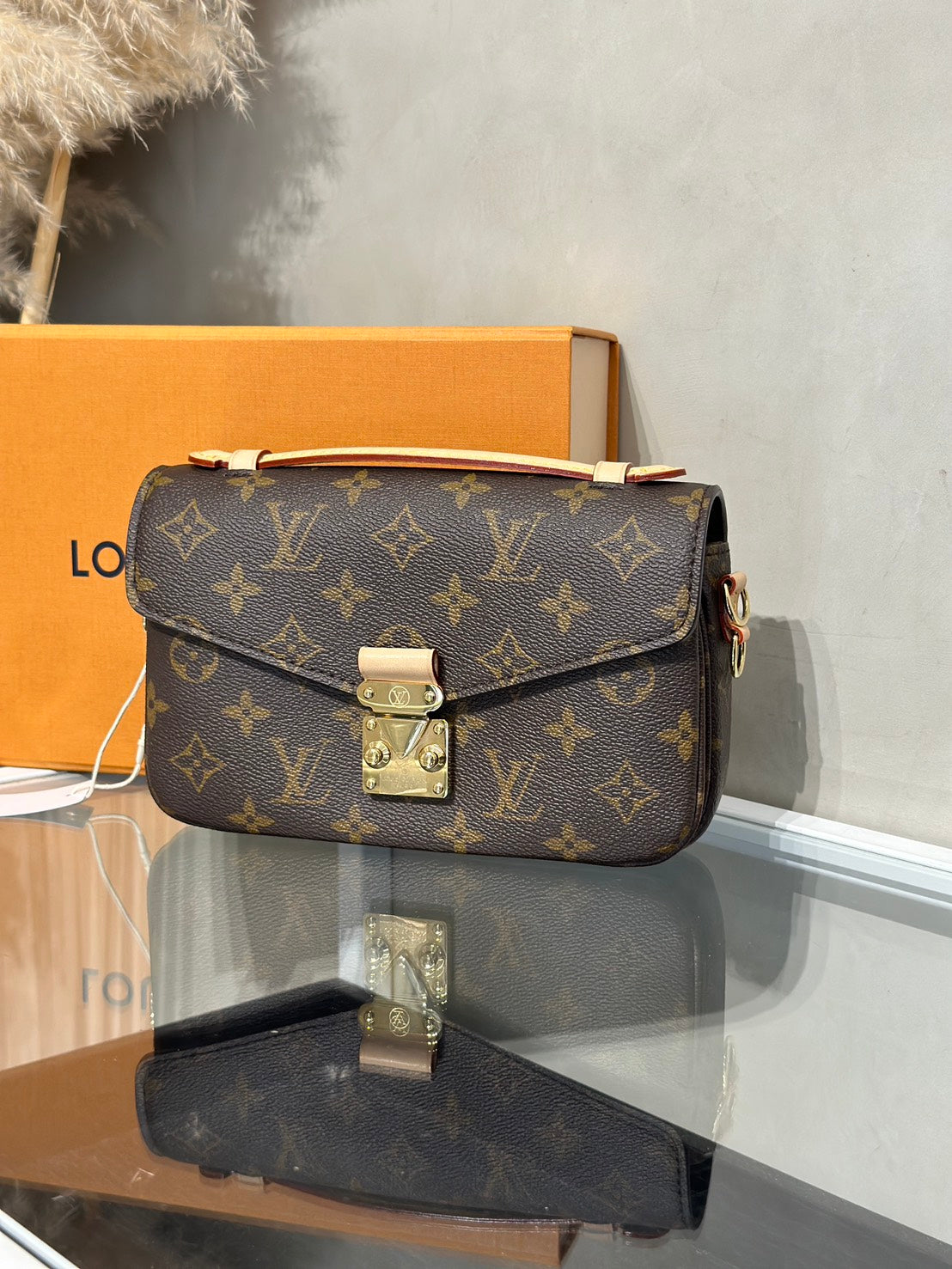 LOUIS VUITTON Pochette Metis East West郵差包