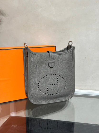 HERMES Mini Evelyne - Gris Meyer 0L 積雨雲灰銀 U