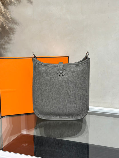 HERMES Mini Evelyne - Gris Meyer 0L 積雨雲灰銀 U