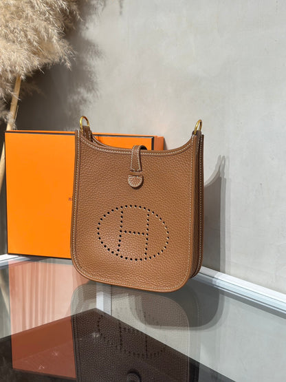 HERMES Mini Evelyne - Gold 37 金棕金 W