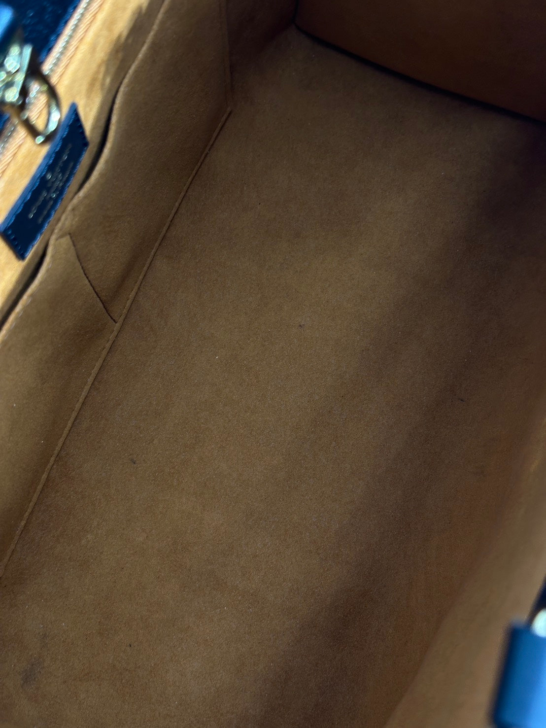 LOUIS VUITTON On The Go - MM黑