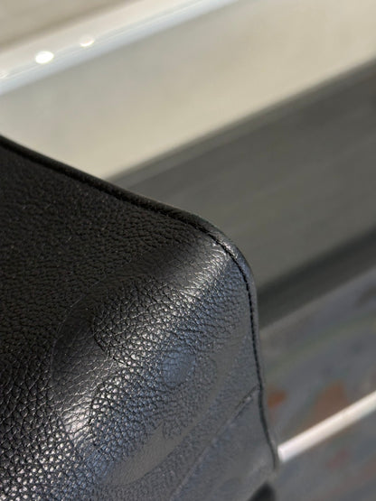 LOUIS VUITTON On The Go - MM黑