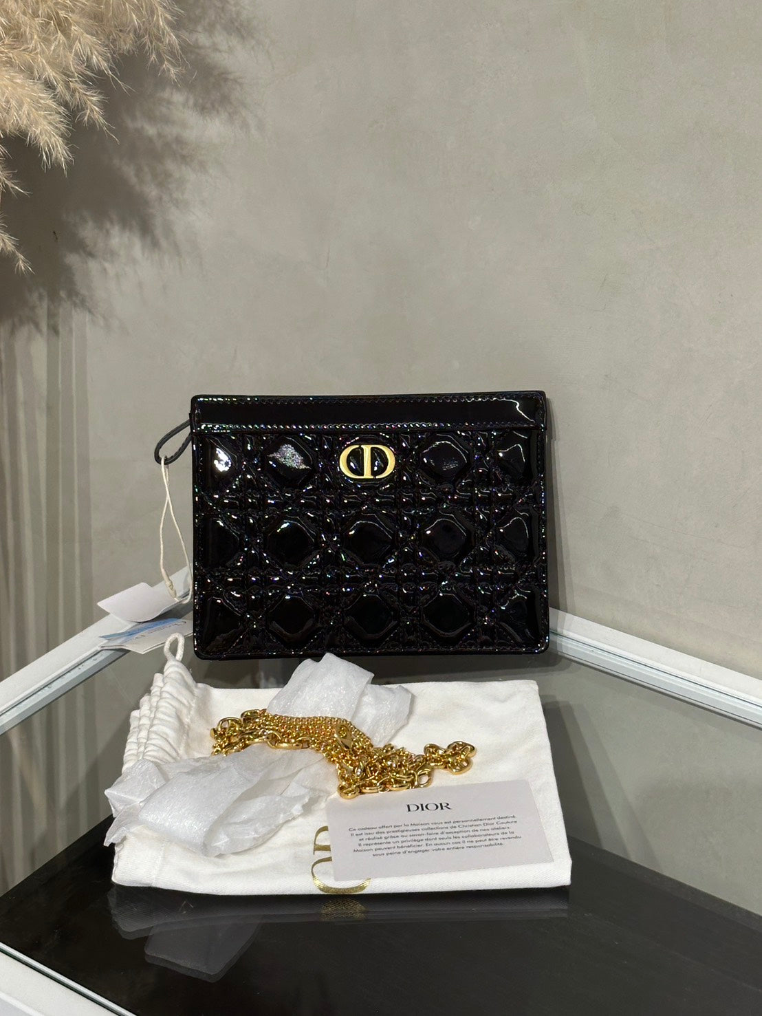 DIOR Caro藤格紋漆皮斜背包 - 黑金