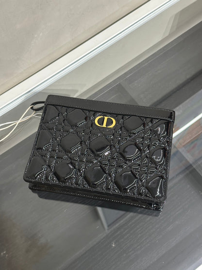 DIOR Caro藤格紋漆皮斜背包 - 黑金