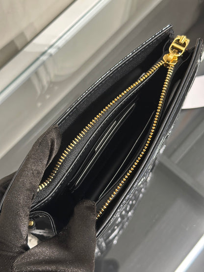 DIOR Caro藤格紋漆皮斜背包 - 黑金