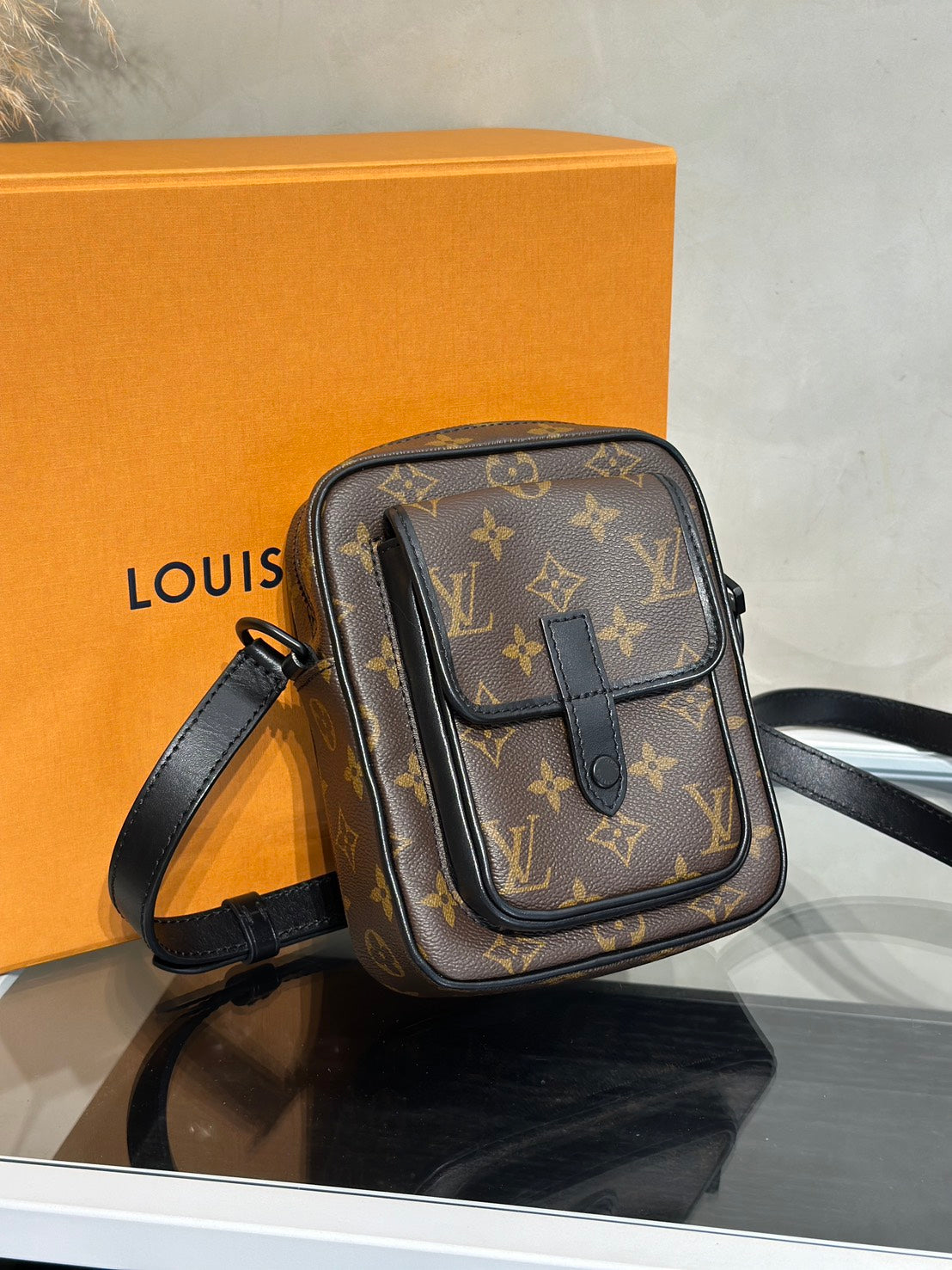 LOUIS VUITTON Christopher老花相機包