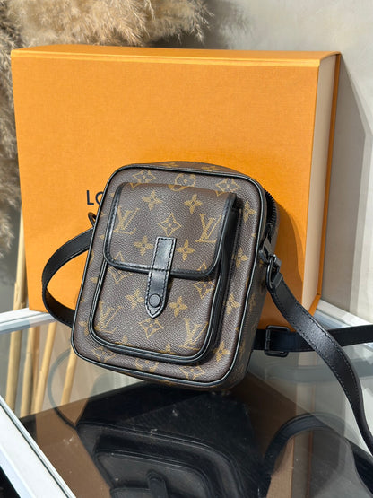LOUIS VUITTON Christopher老花相機包