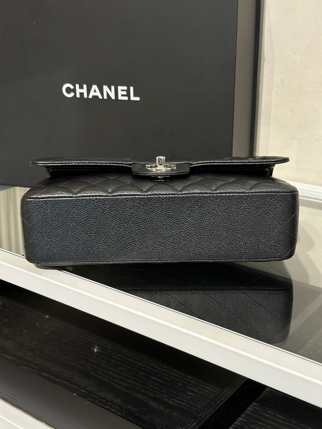 CHANEL 經典口蓋包 CF25 - 粒面牛皮黑銀30開