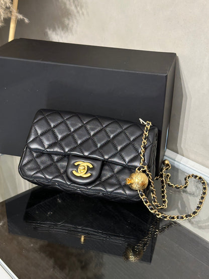 CHANEL 經典口蓋包Mini CF20 - 金球黑金