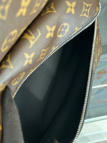 LOUIS VUITTON Discovery後背包 - PM老花