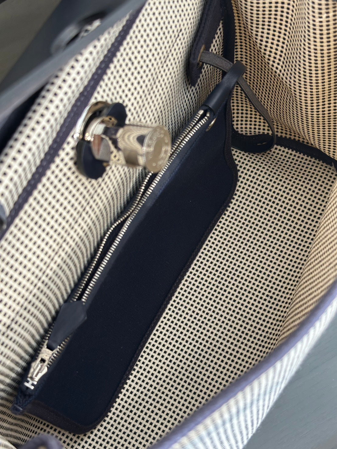 HERMES Herbag Zip 31 - 深藍 U