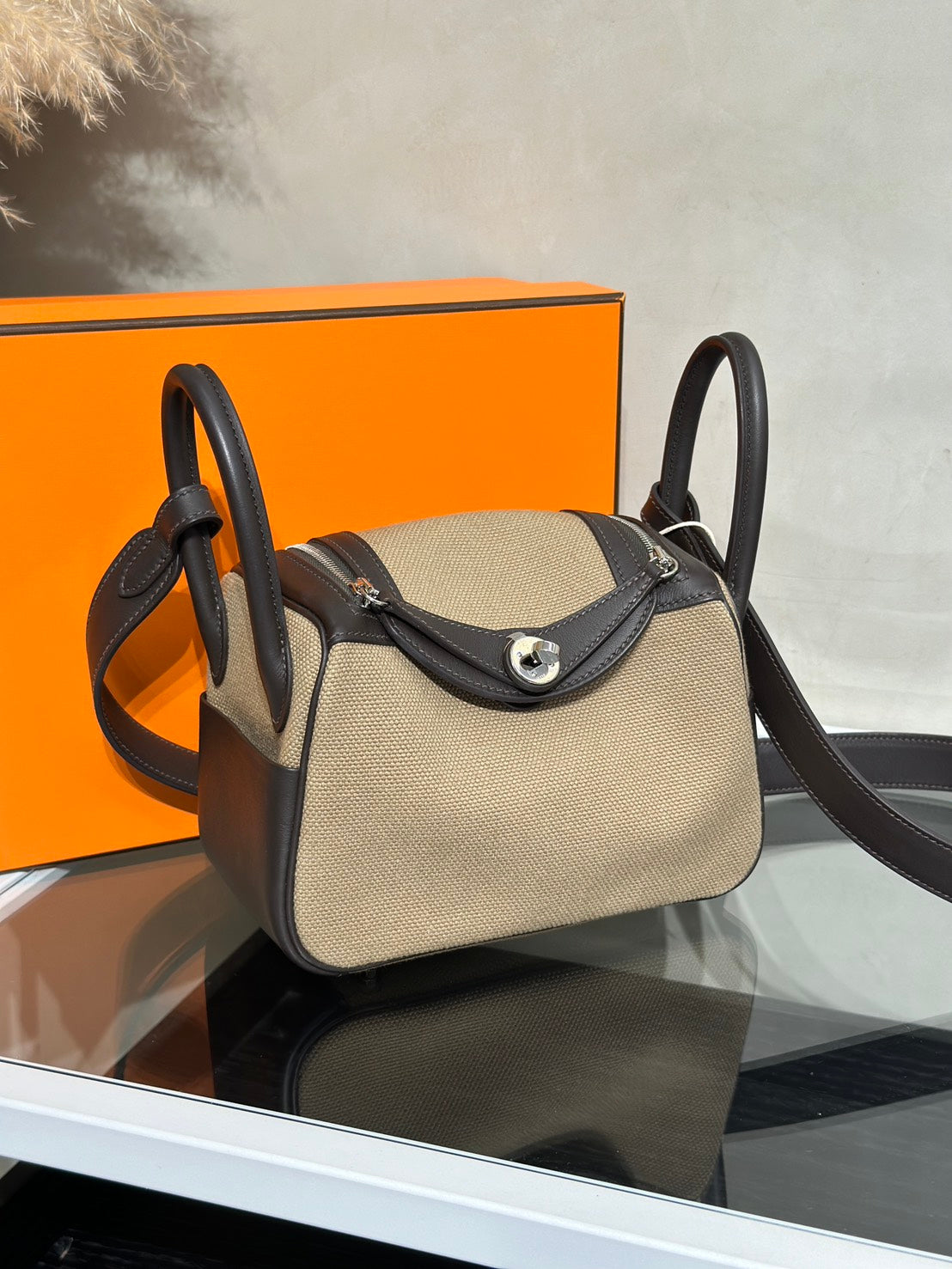 HERMES Mini Lindy ll - Mousse/Bai Brun 慕斯灰拚棗棕銀 G