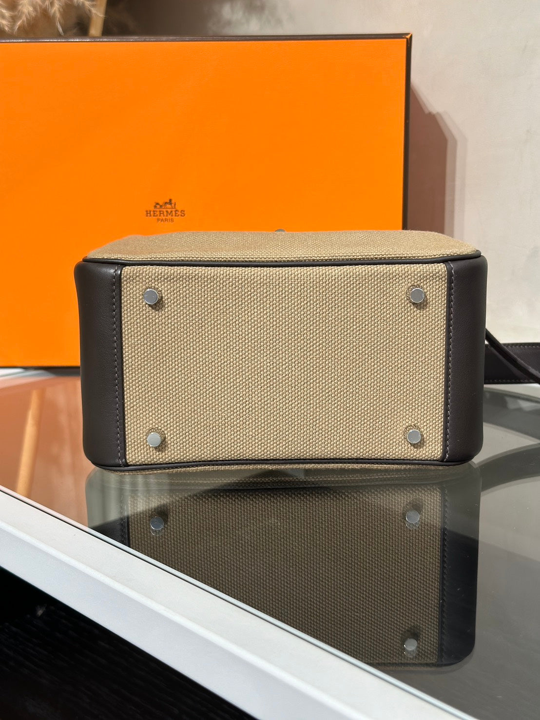 HERMES Mini Lindy ll - Mousse/Bai Brun 慕斯灰拚棗棕銀 G