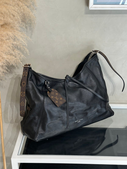 LOUIS VUITTON CarryAll Vibe - MM黑