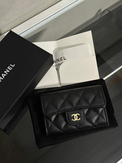CHANEL 經典粒面牛皮口蓋卡包 - 黑金