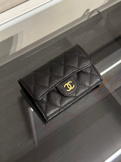 CHANEL 經典粒面牛皮口蓋卡包 - 黑金