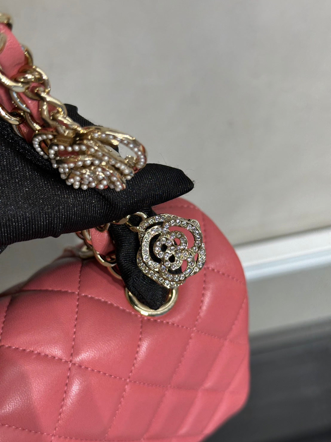 CHANEL 山茶花吊墜CF25 - 唇膏粉金19開