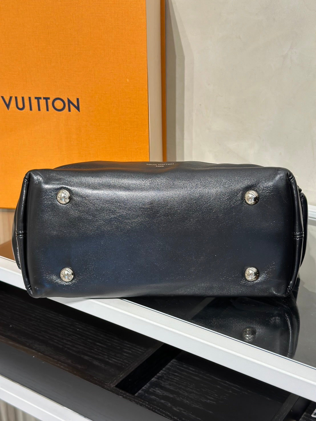 LOUIS VUITTON CarryAll Cargo Vibe - PM黑