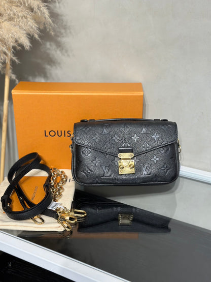 LOUIS VUITTON Pochette Metis East West郵差包 - 黑