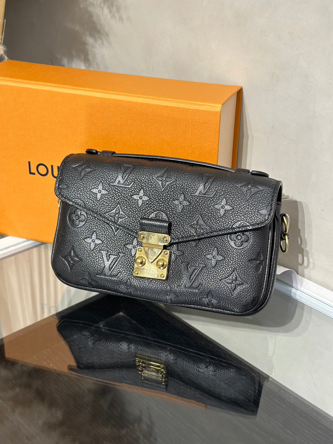 LOUIS VUITTON Pochette Metis East West郵差包 - 黑