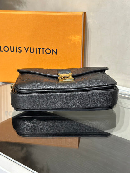 LOUIS VUITTON Pochette Metis East West郵差包 - 黑
