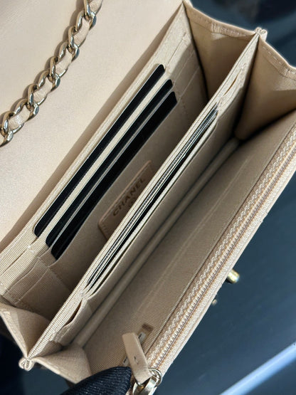 CHANEL Mini Trendy WOC - 米金30開