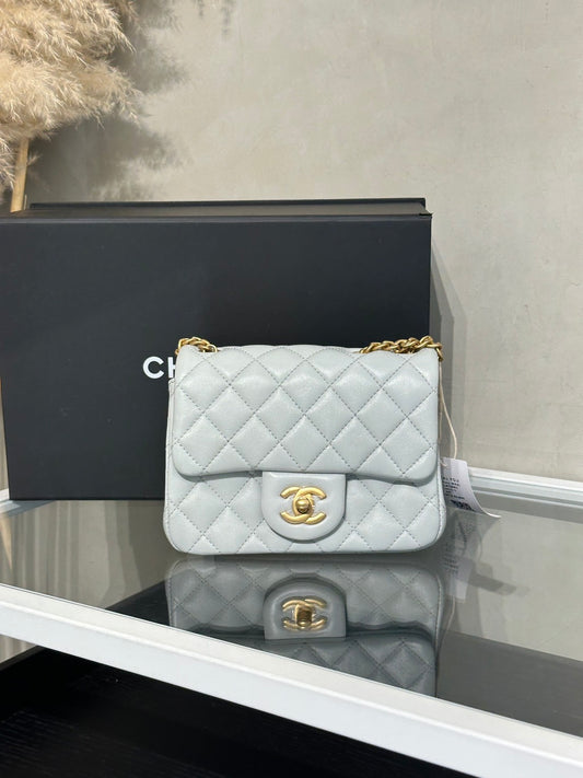 CHANEL 山茶花調節釦方胖子 17 - 淺藍