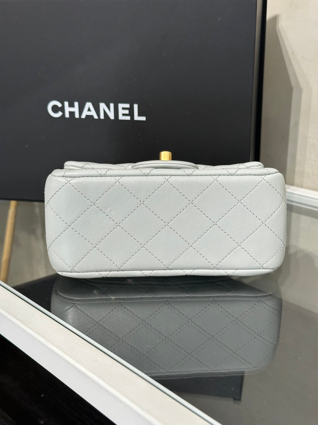 CHANEL 山茶花調節釦方胖子 17 - 淺藍