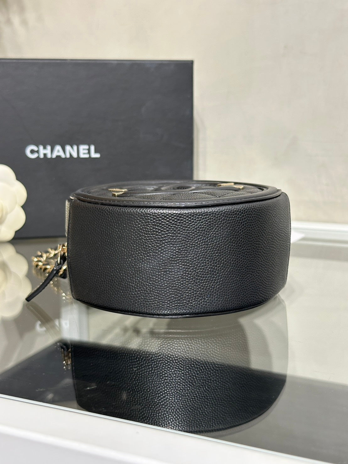 CHANEL 小圓餅鍊包 - 黑金30開