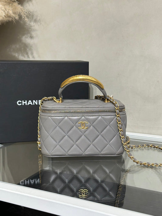 CHANEL 22B手柄長盒子 - 灰金