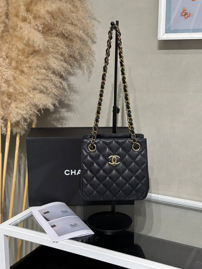 CHANEL Mini Tote粒面牛皮水桶包 - 黑金