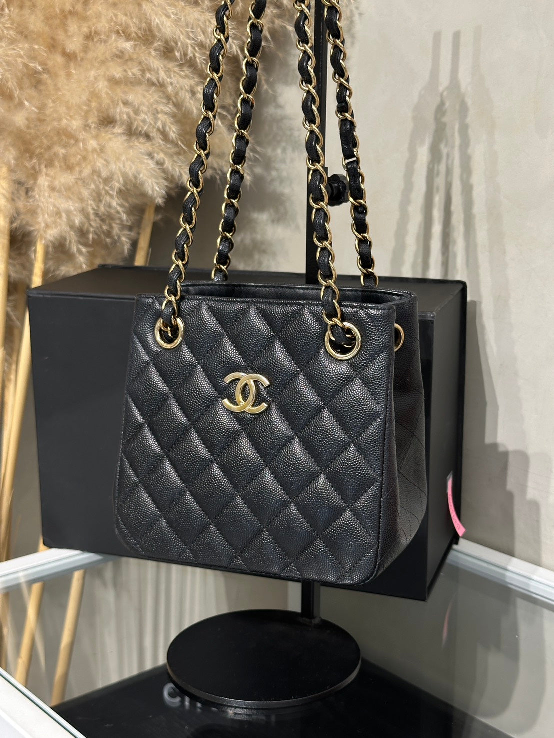 CHANEL Mini Tote粒面牛皮水桶包 - 黑金