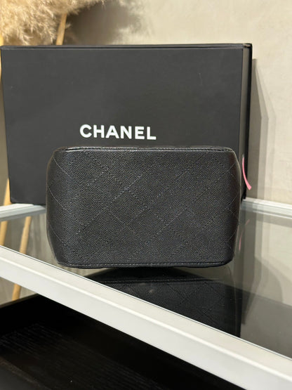 CHANEL Mini Tote粒面牛皮水桶包 - 黑金