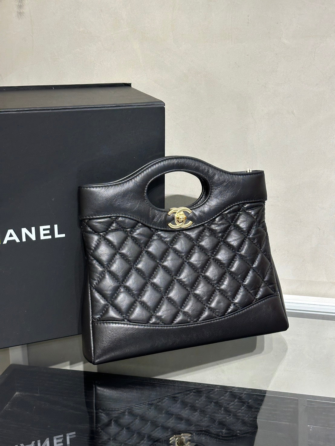 CHANEL 31 Mini Bag - 黑金