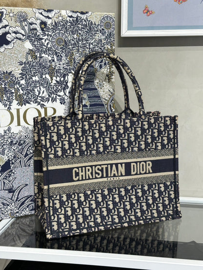 DIOR 經典老花刺繡Tote - 中號深藍