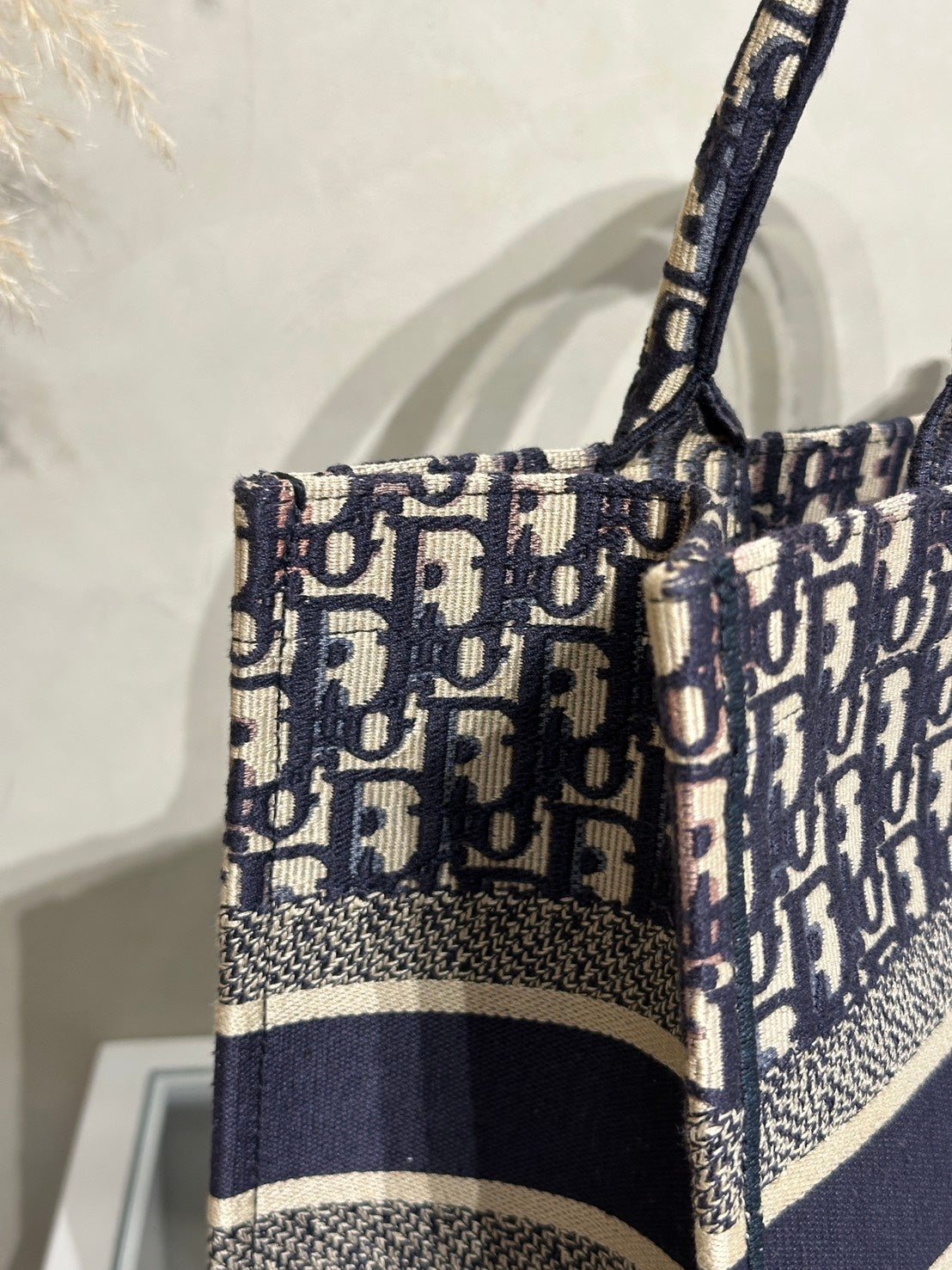 DIOR 經典老花刺繡Tote - 中號深藍