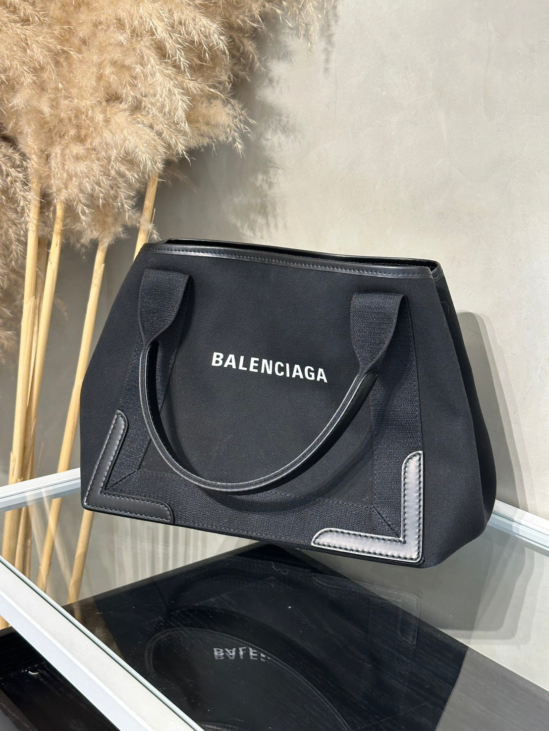 Balenciaga Navy Cabas - 小號黑