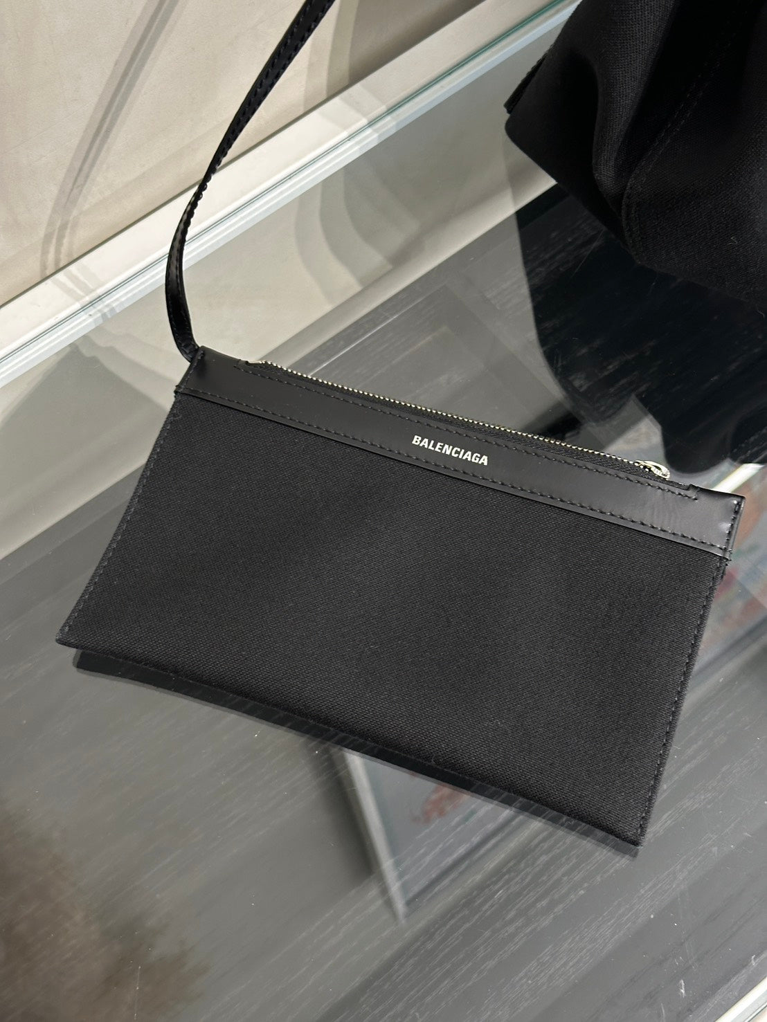 Balenciaga Navy Cabas - 小號黑